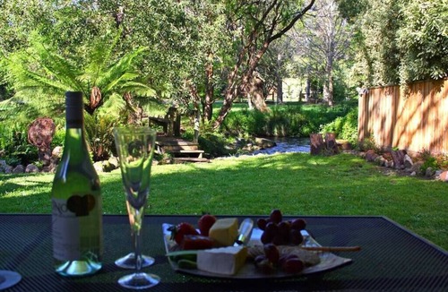 Buxton Cottage | River’s Edge secluded cottage