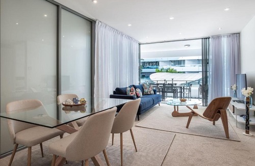 West End Apartment | Riverside at WaterEdge West End