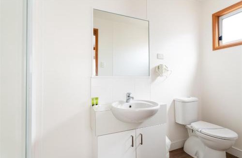 Shepparton South Resort | Riverside Cabin Park