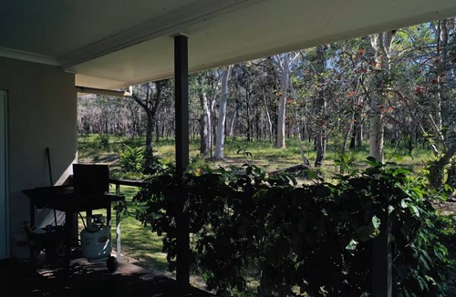 Cooroibah House | Riverside luxury in the Australian bush close to internationally famous Noosa.