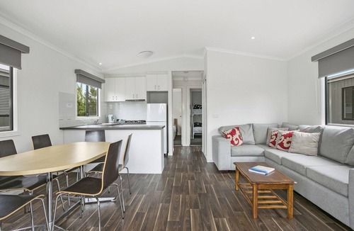 Ocean Grove Hotel | Riverside Ocean Grove