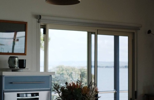 Nangkita House | Riverside Retreat on Hindmarsh Island