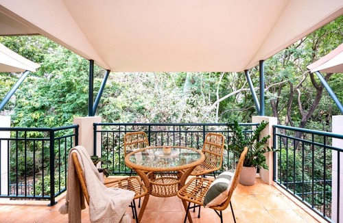 Douglas Apartment | Riverside Retreat - Your Window to Nature-close to HOSPITAL