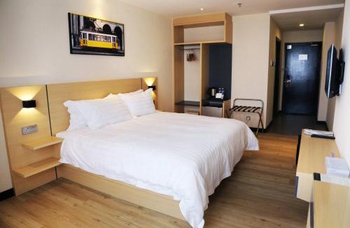 Durian Sebatang Hotel | Rivertel