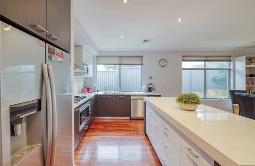 Rivervale House | Rivervale Retreat Spacious Family Living