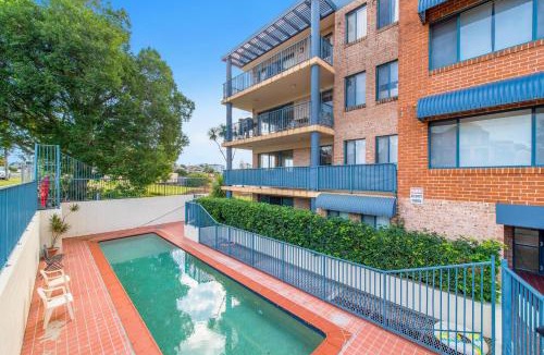 Port Macquarie Apartment | Riverview 13