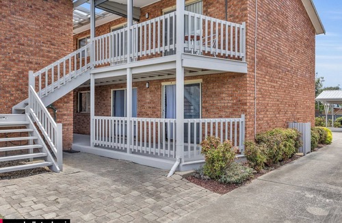 Bermagui Apartment | Riverview Units - Wapengo St 5 Unit 3