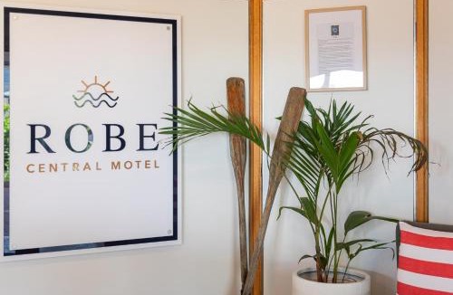 Waterhouse Hotel | Robe Central Motel