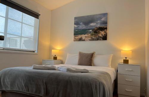 Waterhouse Hotel | Robe Nampara Cottages