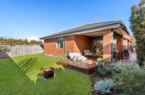 Torquay House | Roberts Retreat - Relaxed Coastal Living in Torquay