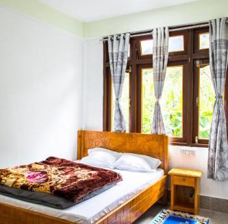 Bomdila House | Rock Sange Homestay Dirang