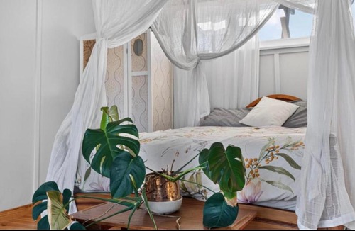 Warrenben House | Romantic eco friendly cottage by the sea