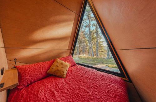 Glenquarry Villa | Romantic luxury tiny home in an idyllic setting