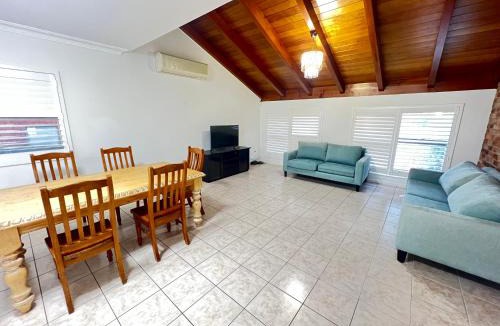 Carlingford House | Room 14