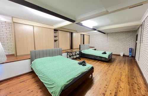 Epping House | Room 72