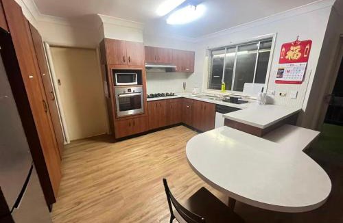 Epping House | Room 85