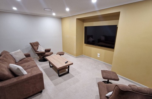 Urraween House | Room in shared house 2