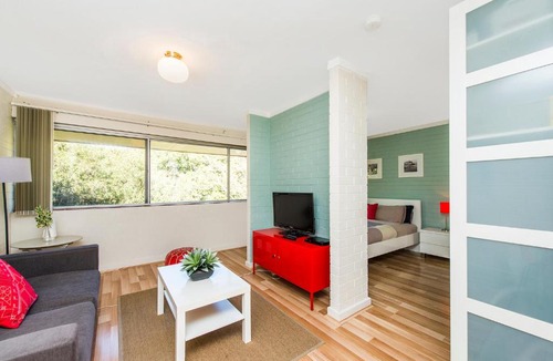 Shenton Park Apartment | Rosalie 46