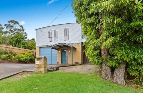 Rosebud House | Rosebud Group Getaway