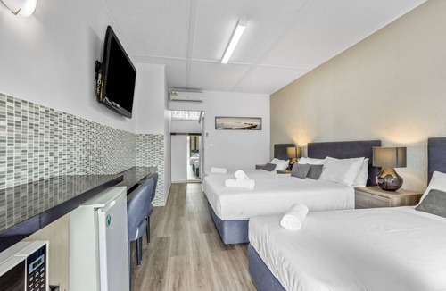 Tootgarook Hotel | Rosebud Motel