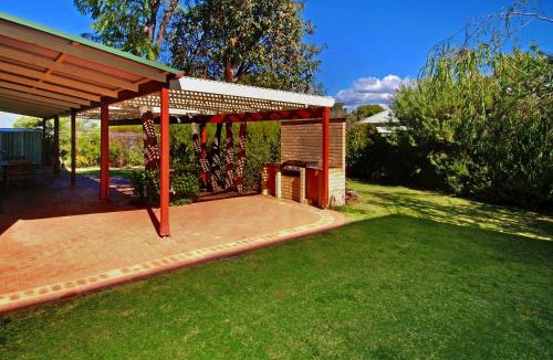Dunsborough House | Rosewood Cottage
