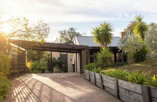 Golden Square House | Rowan Retro