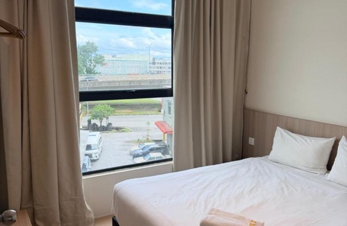 Kuching Hotel | Roxy Hotel 3rd Mile