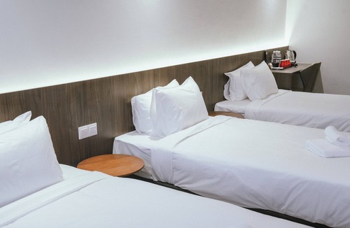 Siniawan Hotel | Roxy Hotel Siniawan