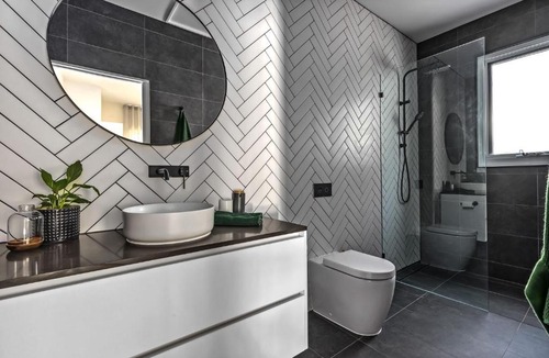 Hepburn Springs House | Roxy on Church