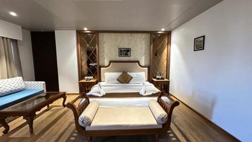 Udaipur District Hotel | Royal Aravali Udaipur