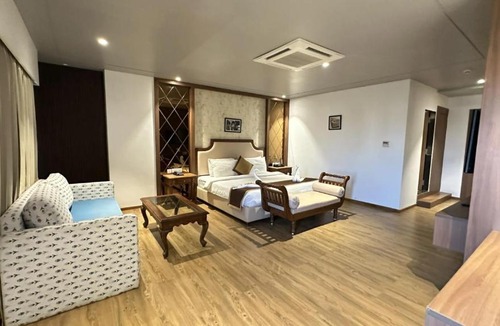 Udaipur District Hotel | Royal Aravali Udaipur