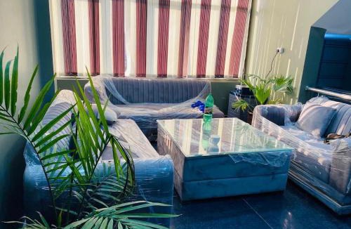 Una House | Royal Guest house
