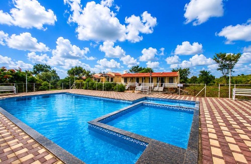 Sangli Hotel | Royal Villa Resort