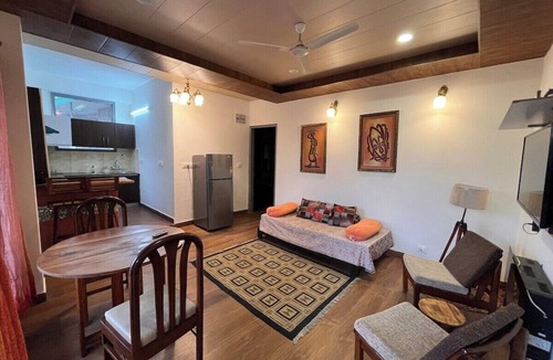 Kumarhatti Hotel | Rustic Pines