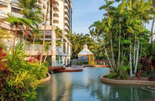 Cairns North Hotel | Rydges Esplanade Resort Cairns