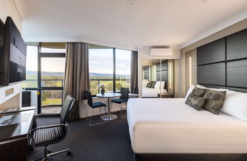 Adelaide Central Business District Hotel | Rydges South Park Adelaide