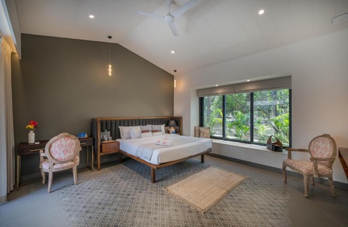 Alibaug Villa | SaffronStays Summer Breeze