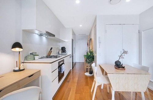 Newstead Apartment | 'Sage Bloom' Elegant Newstead Stay with Shared Pool