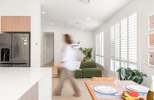 Palmview House | Sage Palmview - Home Away From Home