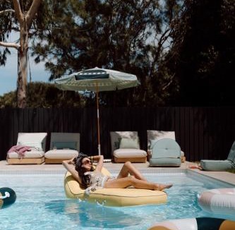 Queenscliff House | Sagres Queenscliff, Designer Oceanfront Escape with Pool & Sauna