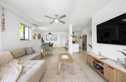 Marcoola Apartment | Salad Days - Beachfront and Pet Friendly with Private Garden