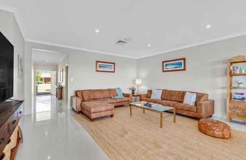 Dalyellup House | Salt and Serenity - Beachside Escape with Pool