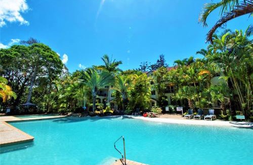Currumbin Apartment | Sanctuary Lake Apartments