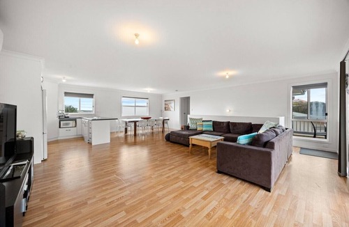 Goolwa Beach House | Sand Castle House—Fire Pit Beach Escape
