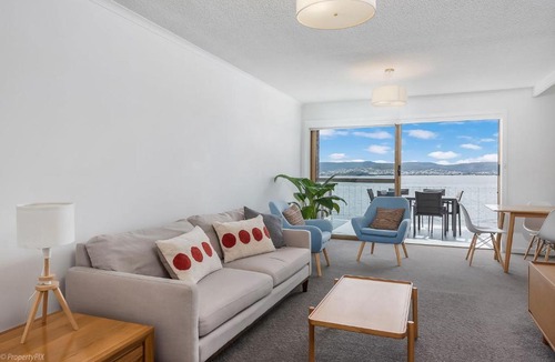 Sandy Bay Apartment | Sandy Bay Waterfront