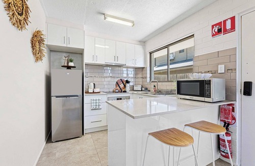 Long Beach Apartment | Sandy Shores Unit 1 - 150m Walk to Beach
