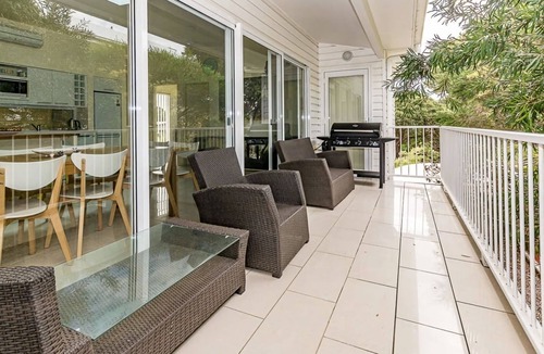 Sandy Point House | Sandy Star Stay 3 Pay 2 Winter Special