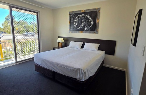 Redcliffe Hotel | Sanno Marracoonda Perth Airport Hotel