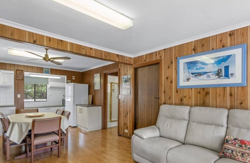 Para Wurlie House | Scala al Mare- a cosy 3 bedroom home located in Point Souttar
