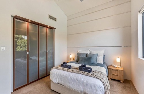 Scarborough House | Scarborough Coastal Getaway Ocean Views & Pool